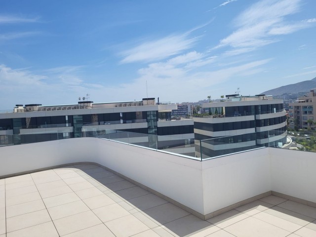 Penthouse avec 2 Chambres  à Playamar