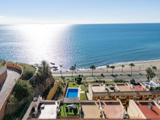 Penthouse avec 2 Chambres  à Benalmadena