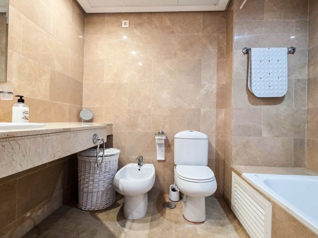 Penthouse, La Duquesa, R5308285