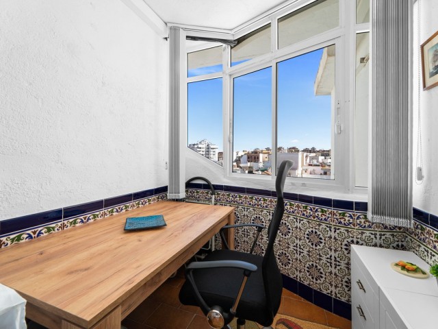 Apartamento con 3 Dormitorios  en Mijas
