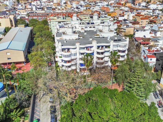 Apartamento con 3 Dormitorios  en Mijas