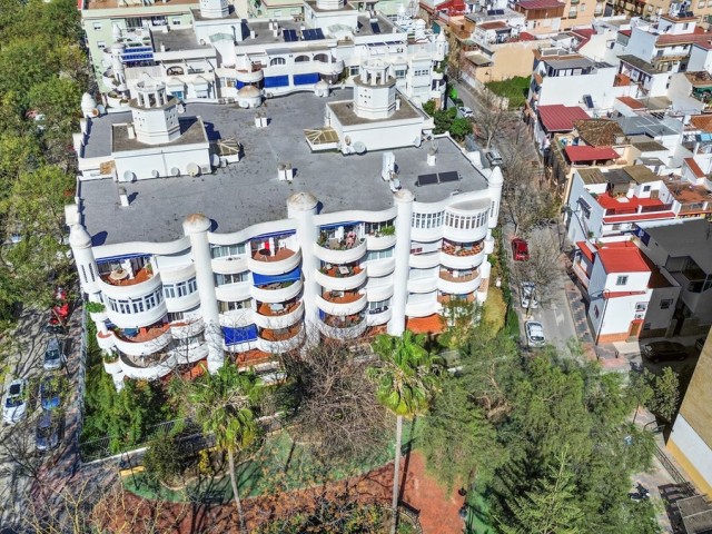 Apartamento con 3 Dormitorios  en Mijas