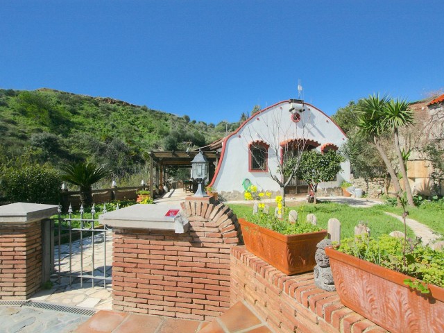 8 Makuuhuoneen Huvila Mijas