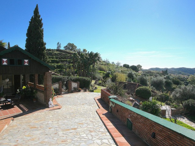 8 Makuuhuoneen Huvila Mijas