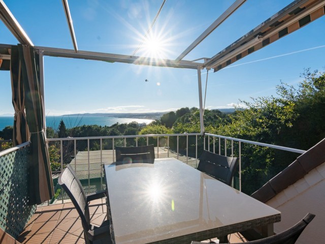 4 Bedrooms Townhouse in Estepona