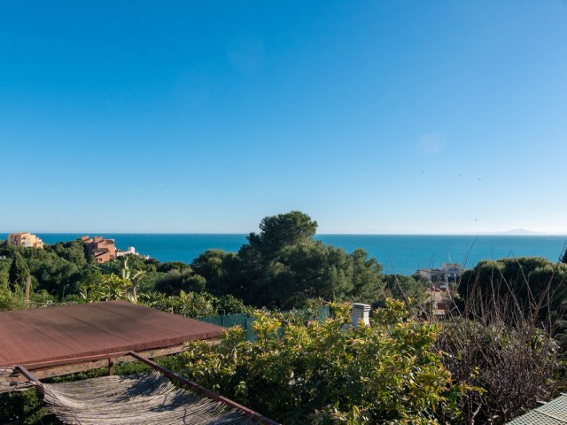 4 Bedrooms Townhouse in Estepona