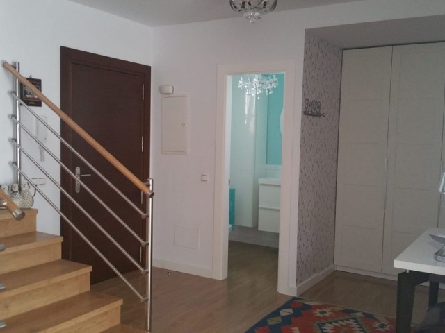 6 Bedrooms Townhouse in San Pedro de Alcántara