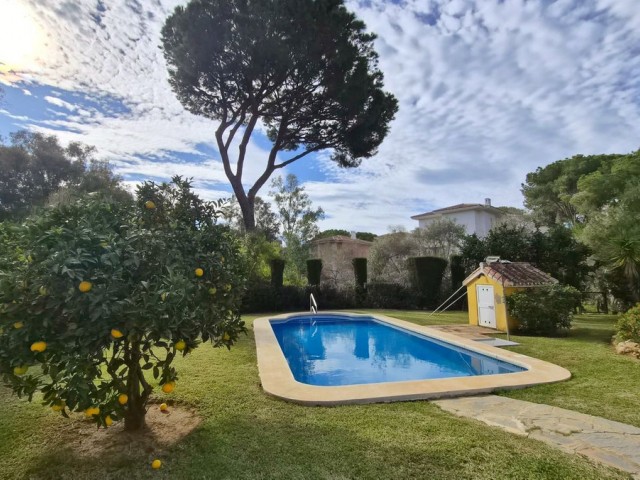 Villa avec 2 Chambres  à Calahonda