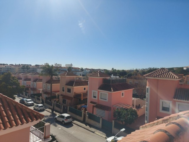 3 Schlafzimmer Reihenhaus in San Luis de Sabinillas