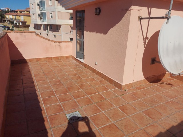 3 Schlafzimmer Reihenhaus in San Luis de Sabinillas