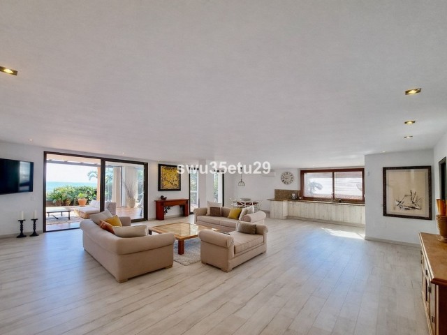2 Bedrooms Apartment in La Mairena