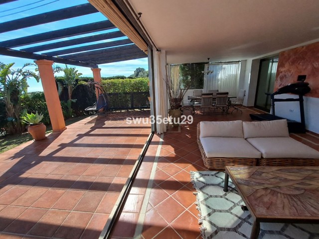 2 Bedrooms Apartment in La Mairena