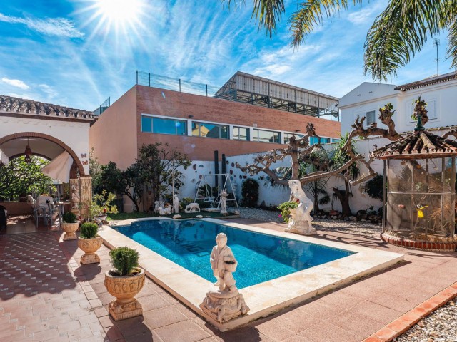 Villa, Los Pacos, R5310052