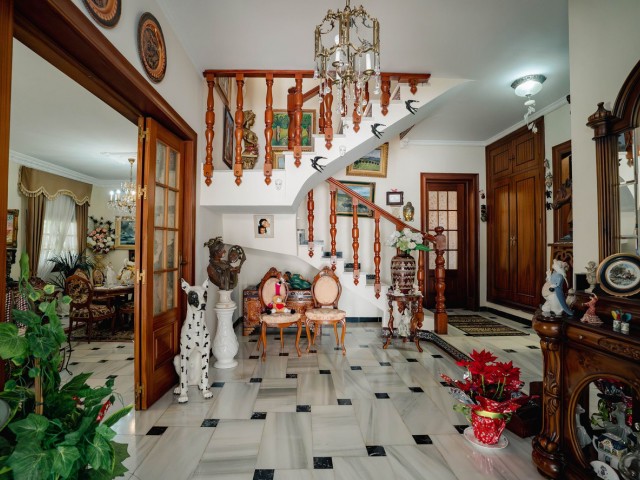 Villa avec 5 Chambres  à Los Pacos