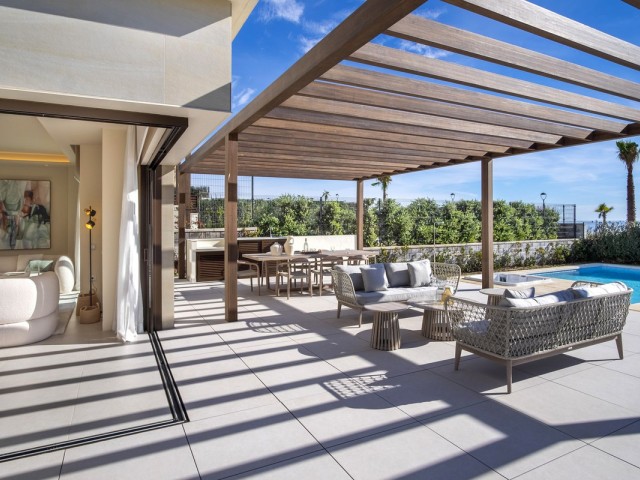 Villa avec 4 Chambres  à New Golden Mile
