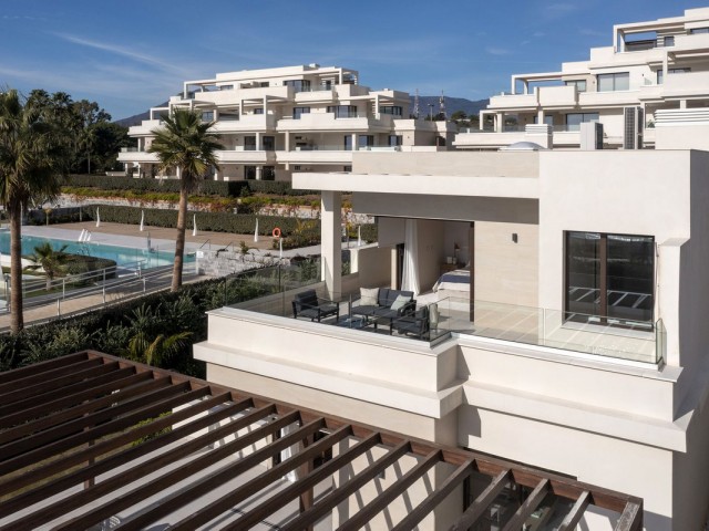 Villa avec 4 Chambres  à New Golden Mile
