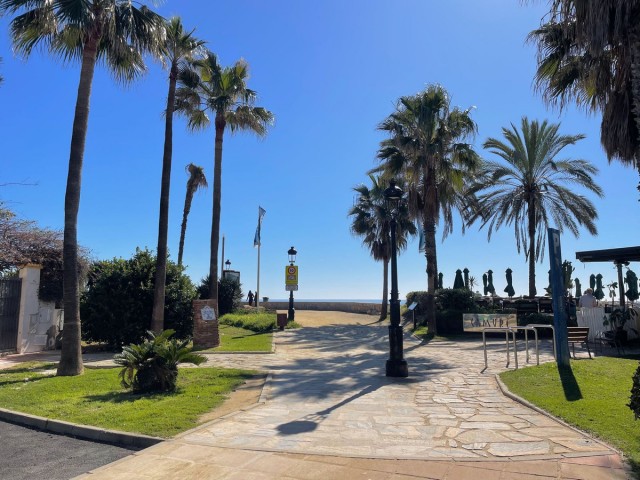 2 Bedrooms Apartment in Puerto Banús