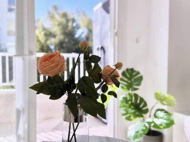 Apartment, The Golden Mile, R5306488