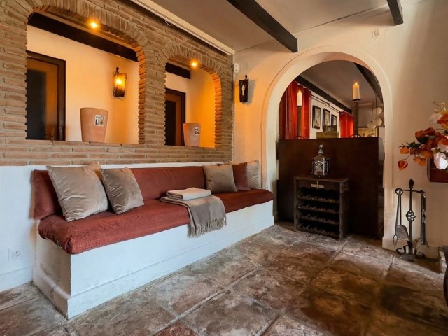 Commercial in Campo Mijas