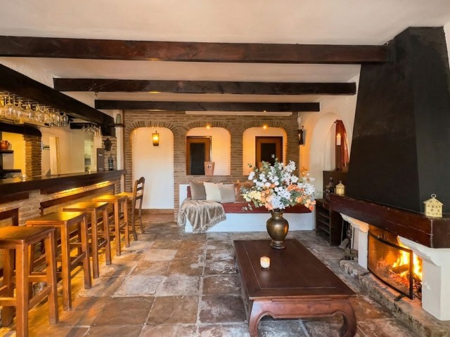 Commercial in Campo Mijas