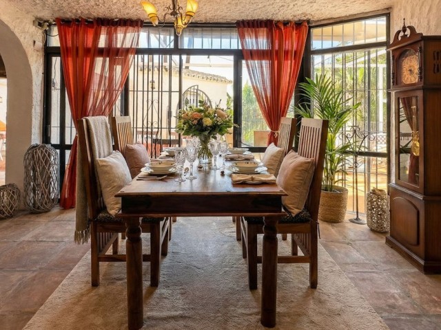 Commercial in Campo Mijas