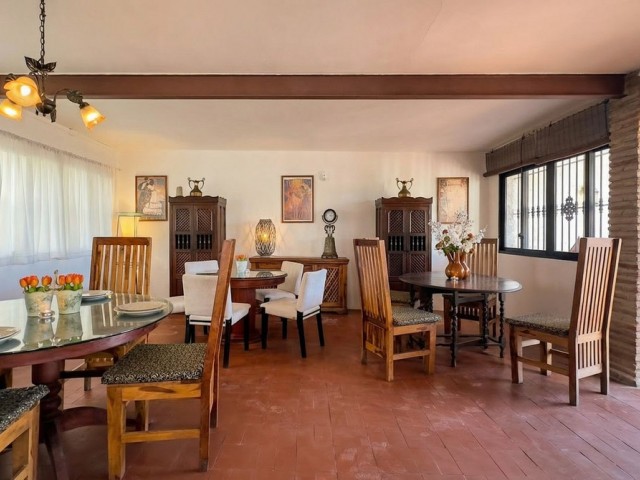 Commercial in Campo Mijas
