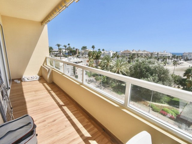 2 Bedrooms Apartment in Benalmadena