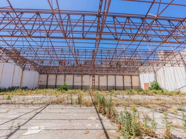 Commercial avec 0 Chambres  à La Colina