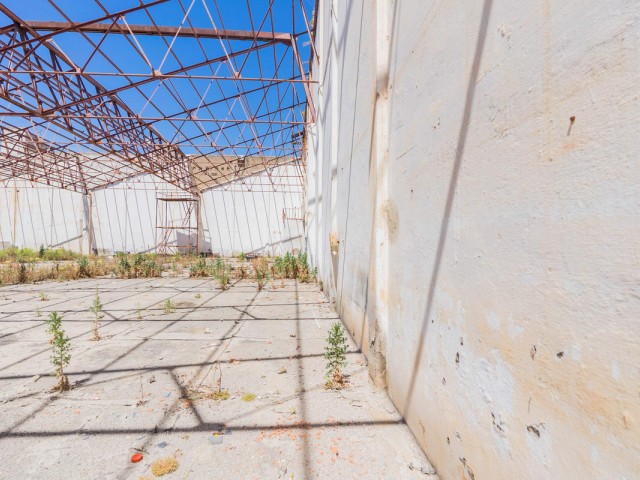 Commercial avec 0 Chambres  à La Colina