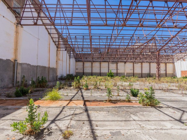 Commercial avec 0 Chambres  à La Colina