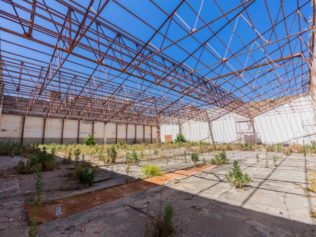 Commercial avec 0 Chambres  à La Colina