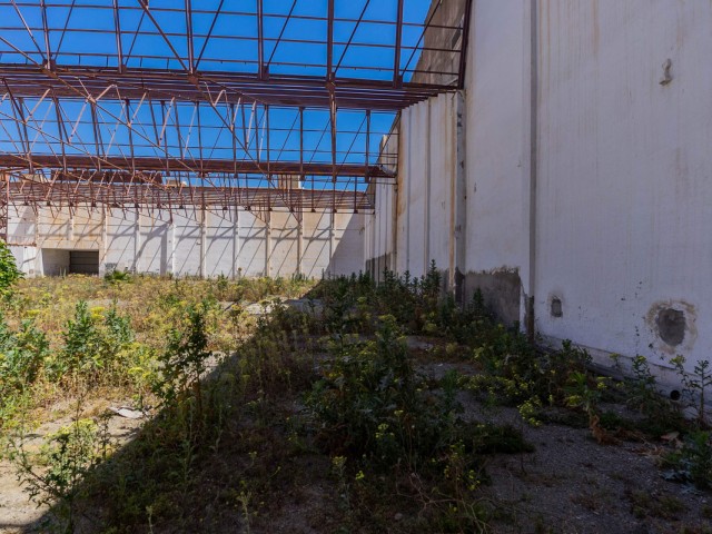 Commercial avec 0 Chambres  à La Colina
