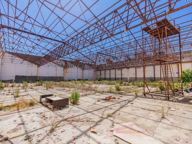 Commercial avec 0 Chambres  à La Colina