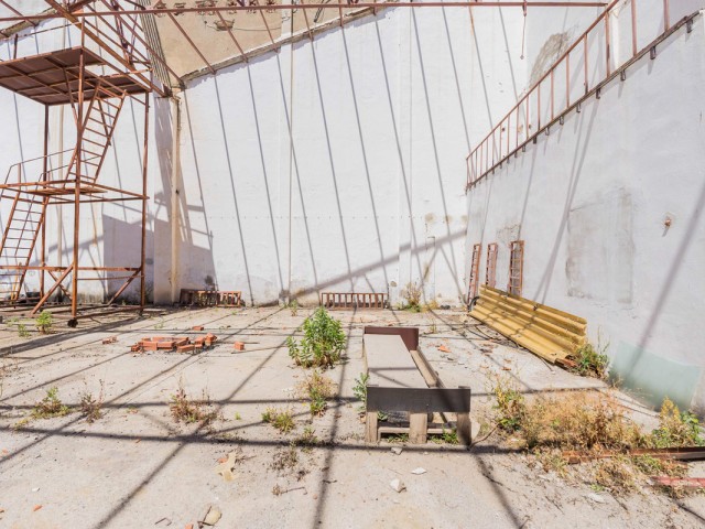 Commercial avec 0 Chambres  à La Colina