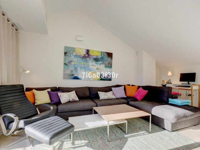 4 Bedrooms Townhouse in San Pedro de Alcántara