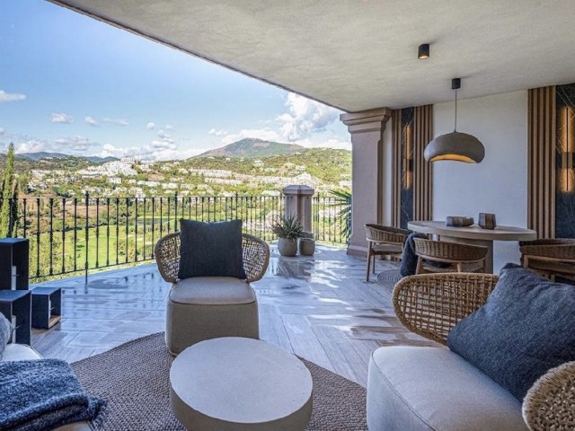 3 Bedrooms Townhouse in Benahavís