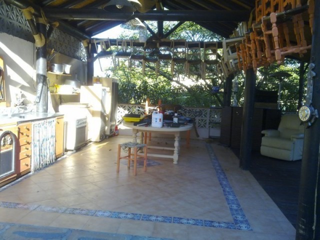 Villa con 7 Dormitorios  en Nueva Andalucía