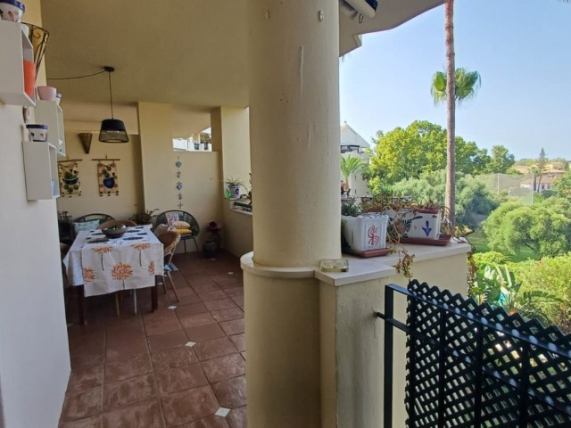2 Soveroms Leilighet i Guadalmina Alta