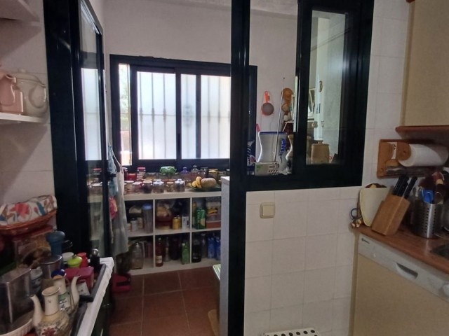 2 Soveroms Leilighet i Guadalmina Alta