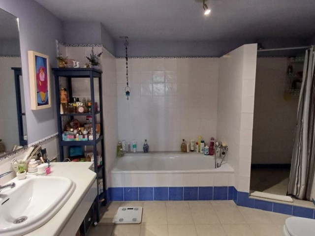 2 Soveroms Leilighet i Guadalmina Alta