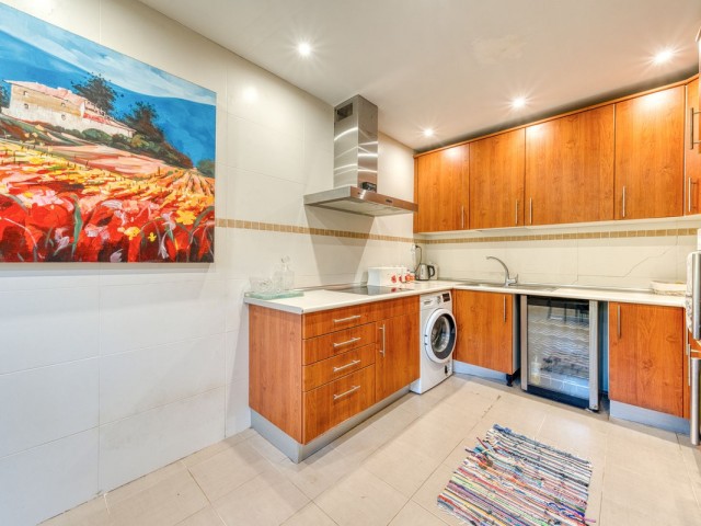 3 Bedrooms Townhouse in Estepona