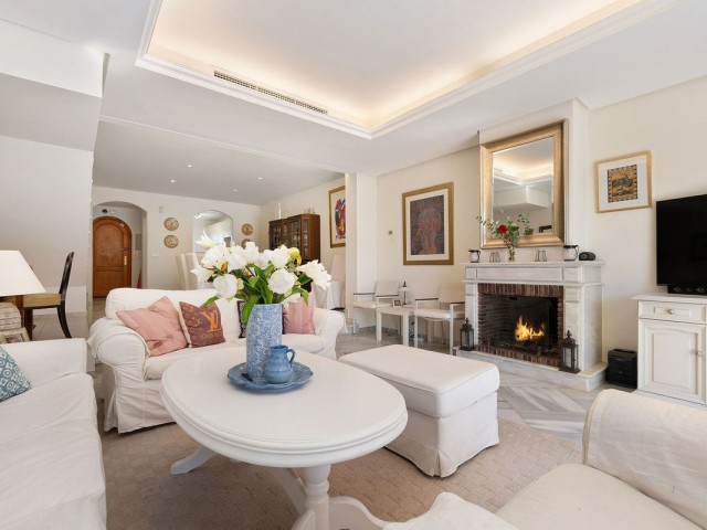 3 Bedrooms Townhouse in Nueva Andalucía