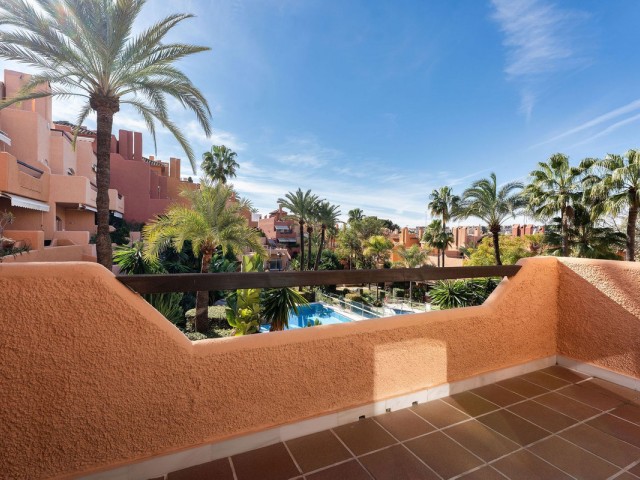 3 Bedrooms Townhouse in Nueva Andalucía