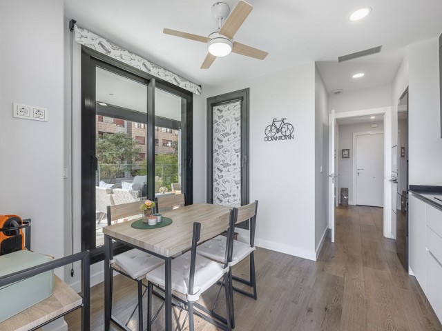 Appartement avec 3 Chambres  à Málaga