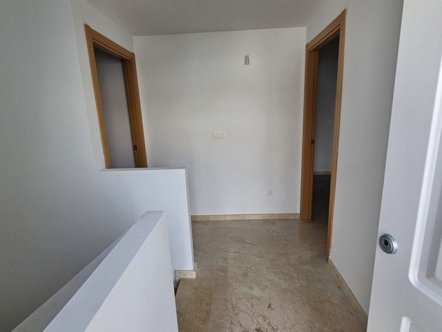 Maison mitoyenne, Doña Julia, R5315227