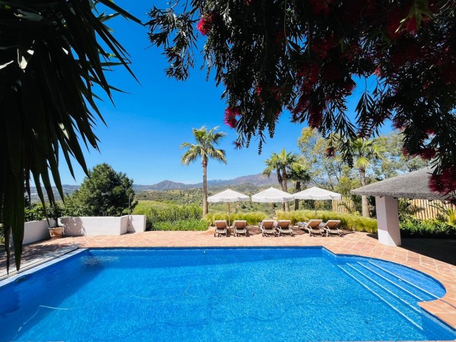 Villa avec 4 Chambres  à Mijas
