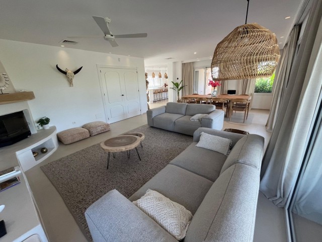 Villa avec 4 Chambres  à Mijas