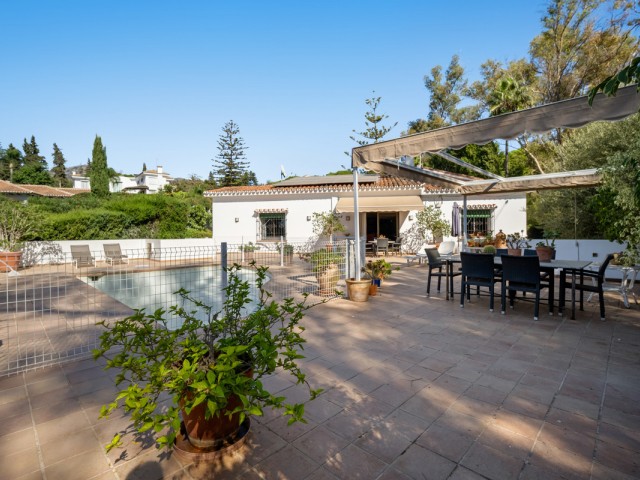 4 Bedrooms Villa in Marbella