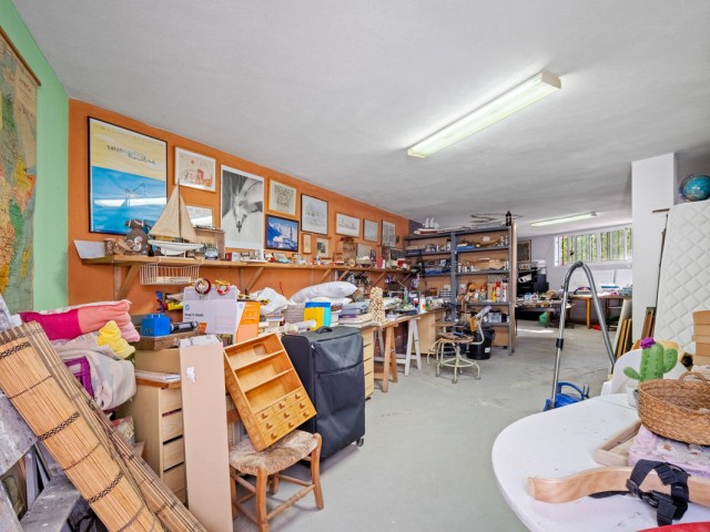 4 Bedrooms Villa in Marbella