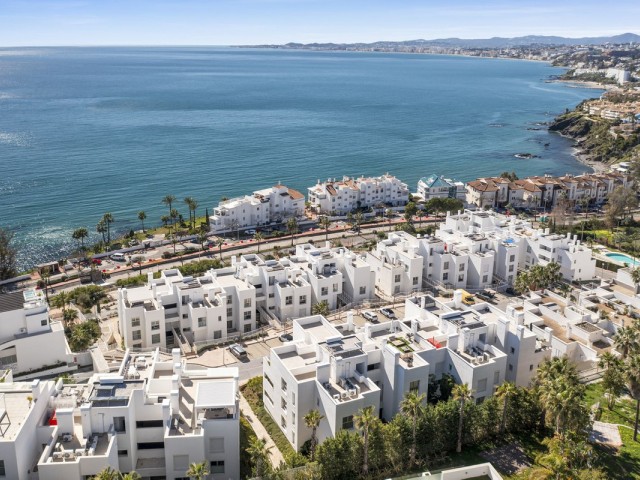 Apartment, Torrequebrada, R5315251